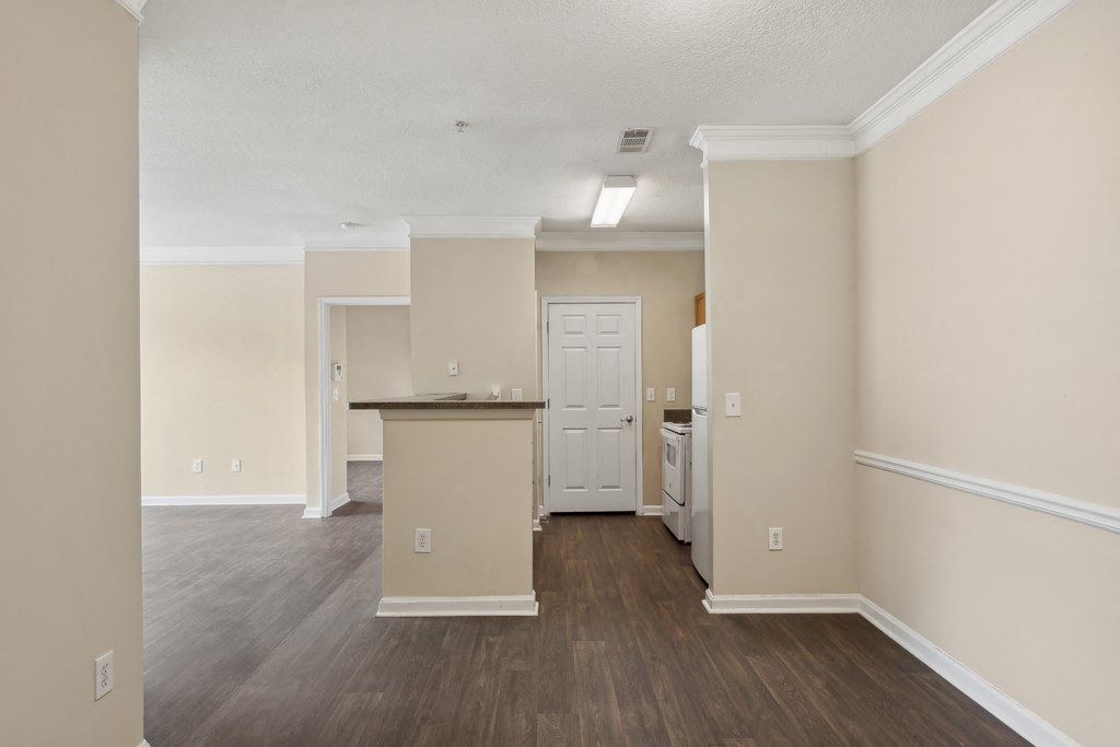 Dining area at Longwood Vista Apartment Homes in Atlanta GA